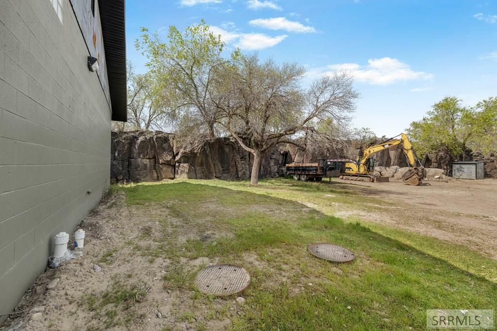 Image 7 of property listing at 4555 S 5th Avenue, Pocatello, ID 83201