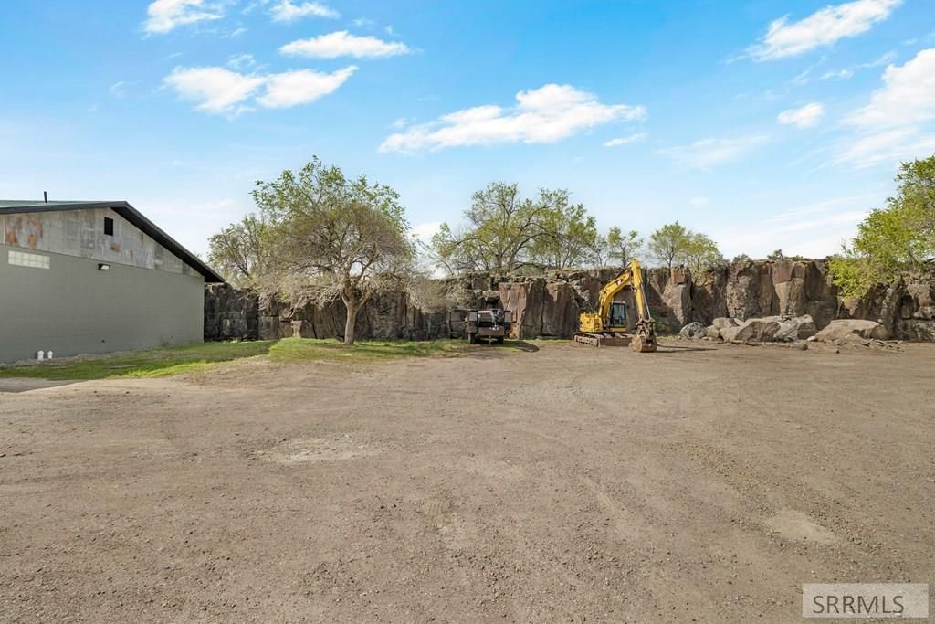 Image 8 of property listing at 4555 S 5th Avenue, Pocatello, ID 83201