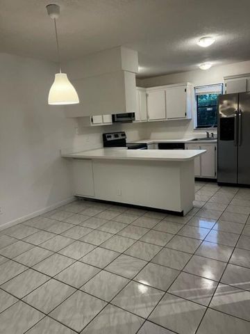 7482 E Courtyard Run E E, Boca Raton, FL 33433
