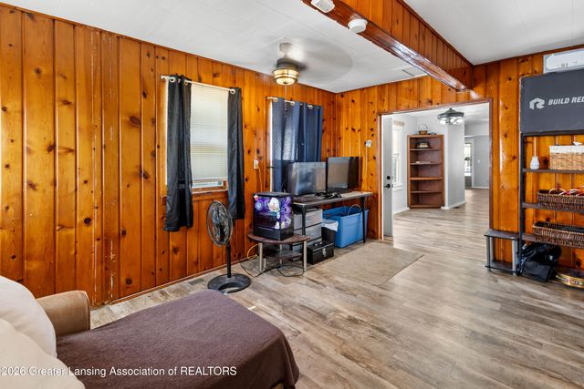 332 N Sheldon Street, Charlotte, MI 48813