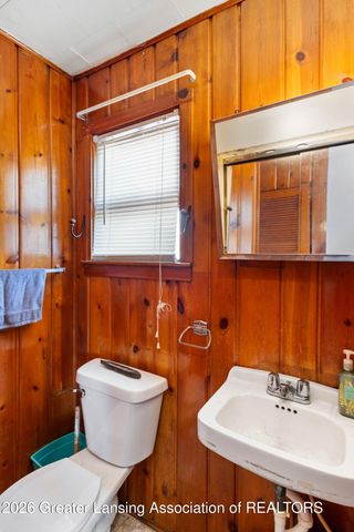 332 N Sheldon Street, Charlotte, MI 48813