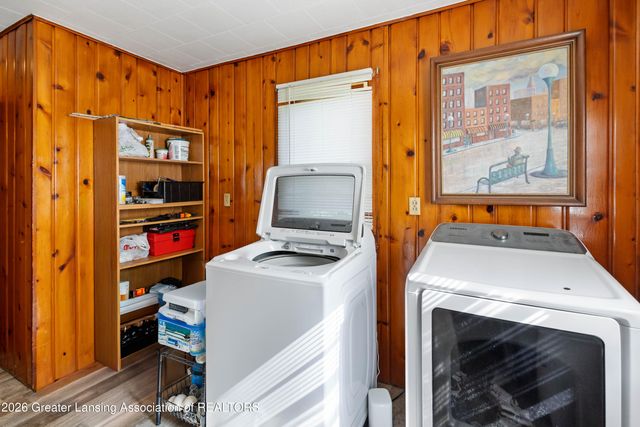 332 N Sheldon Street, Charlotte, MI 48813