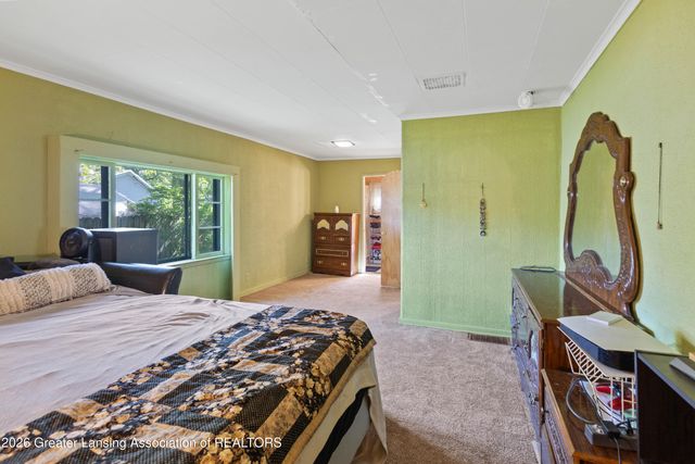 332 N Sheldon Street, Charlotte, MI 48813
