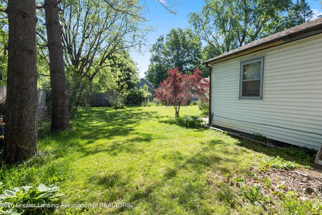 332 N Sheldon Street, Charlotte, MI 48813