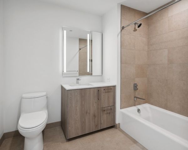 211 N Harbor Drive 1208, Chicago, IL 60601