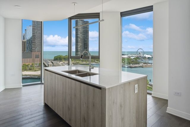 211 N Harbor Drive 1208, Chicago, IL 60601