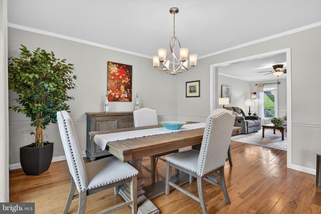 313 FAULKNER DR, Lancaster, PA 17601