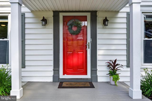 313 FAULKNER DR, Lancaster, PA 17601