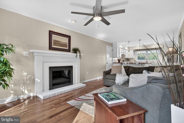 313 FAULKNER DR, Lancaster, PA 17601