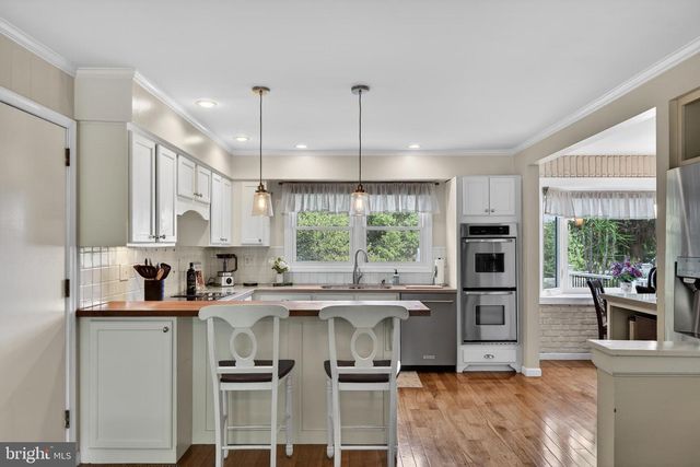 313 FAULKNER DR, Lancaster, PA 17601
