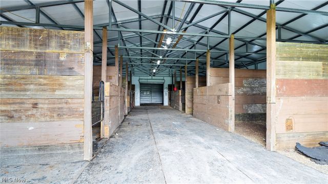 2382 Warren Burton Road, Southington, OH 44470