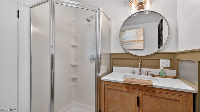 2382 Warren Burton Road, Southington, OH 44470
