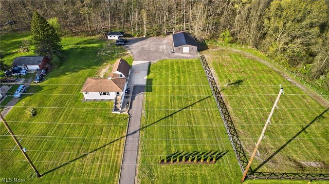 2382 Warren Burton Road, Southington, OH 44470