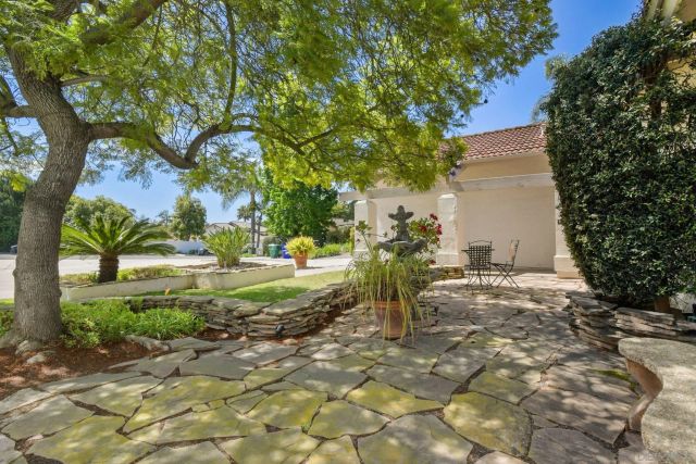 11762 Calle Vivienda, San Diego, CA 92128