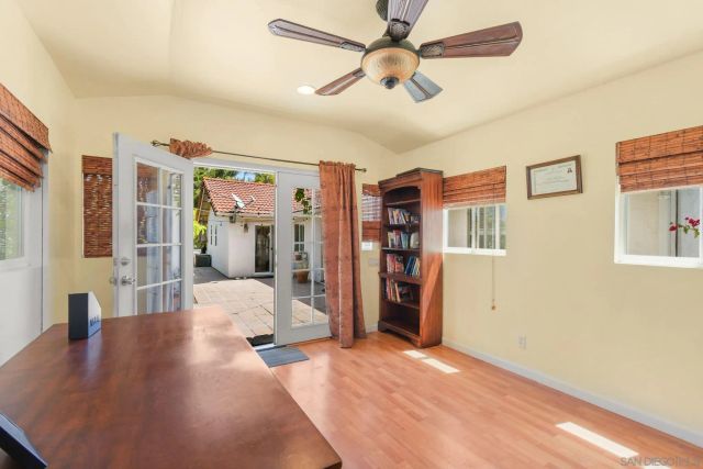 11762 Calle Vivienda, San Diego, CA 92128