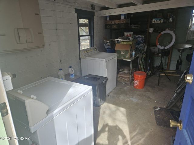 1317 N Dodge Boulevard, Tucson, AZ 85716