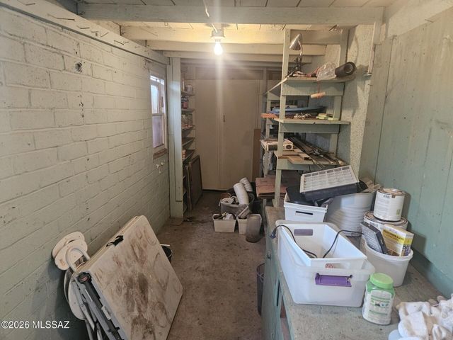 1317 N Dodge Boulevard, Tucson, AZ 85716