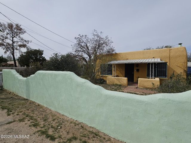 1317 N Dodge Boulevard, Tucson, AZ 85716