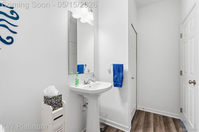 51743 Water Mark Drive, Macomb Township, MI 48042