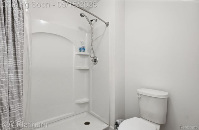 51743 Water Mark Drive, Macomb Township, MI 48042