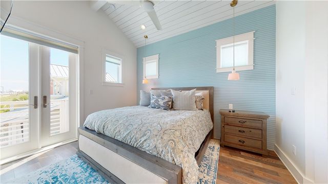 600 Center Square N 1, Port Aransas, TX 78373