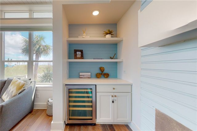 600 Center Square N 1, Port Aransas, TX 78373