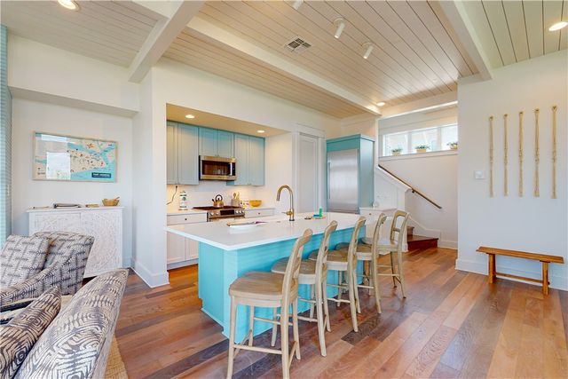 600 Center Square N 1, Port Aransas, TX 78373