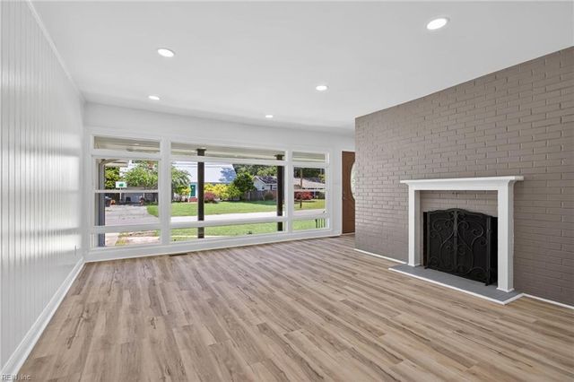 3733 Virginius DR, Virginia Beach, VA 23452