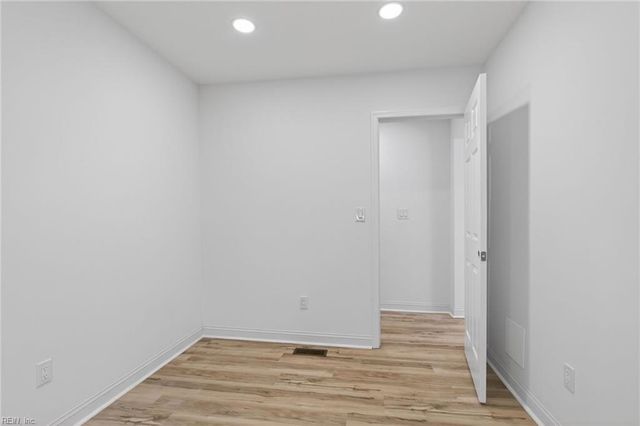 3733 Virginius DR, Virginia Beach, VA 23452