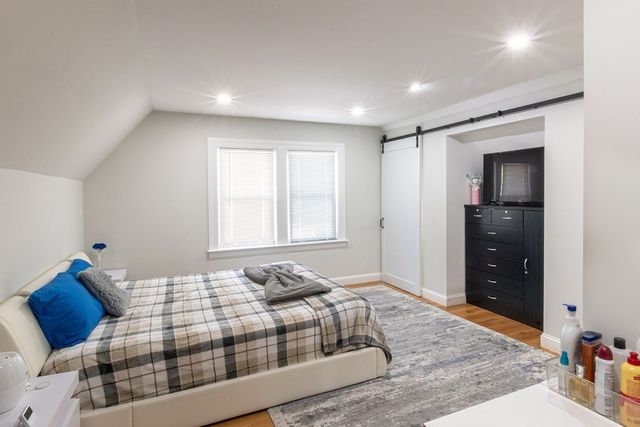 16 Thayer Street, Worcester, MA 01603