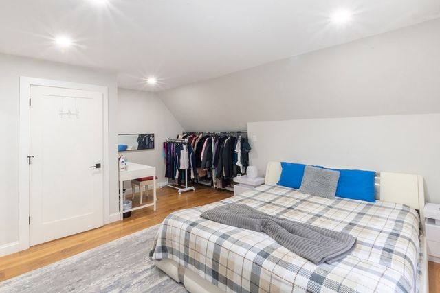 16 Thayer Street, Worcester, MA 01603