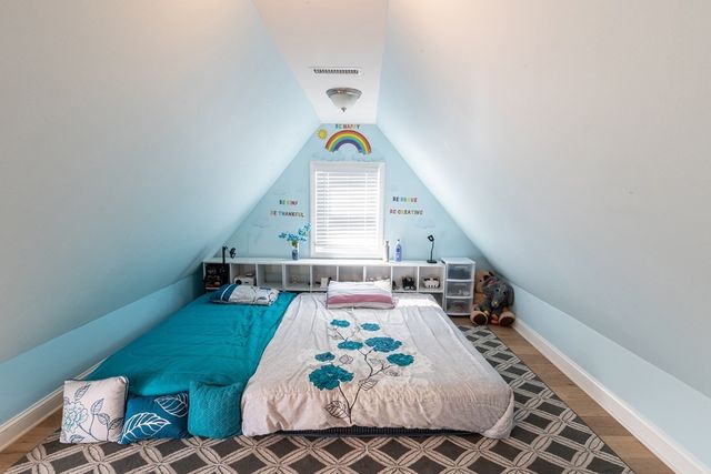 16 Thayer Street, Worcester, MA 01603