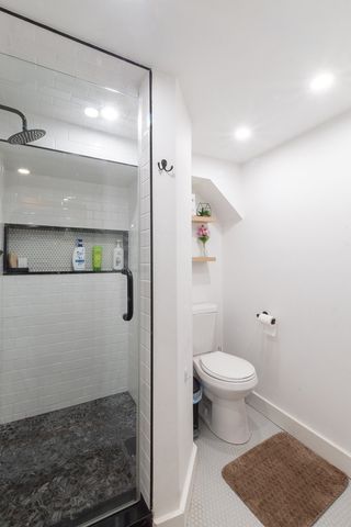 16 Thayer Street, Worcester, MA 01603