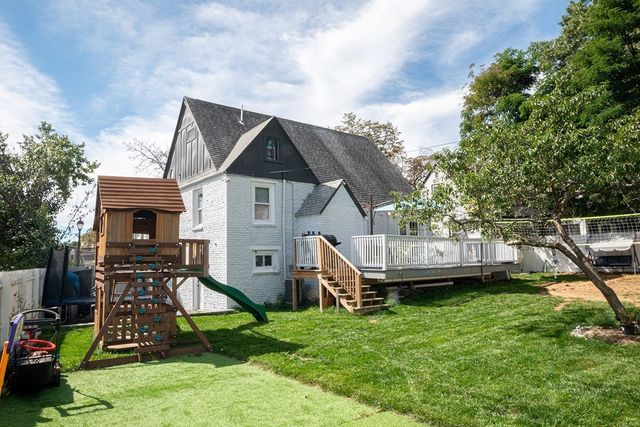 16 Thayer Street, Worcester, MA 01603