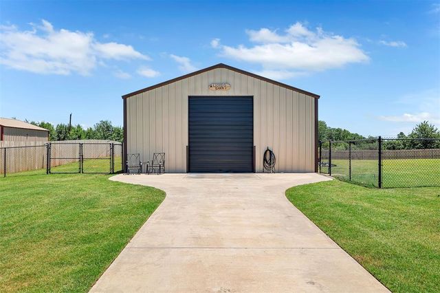 1389 County Street 2989, Blanchard, OK 73010