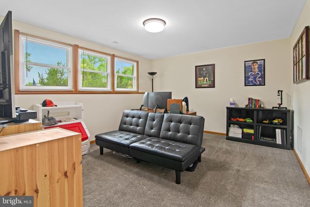 3223 SUFFOLK LN, Fallston, MD 21047