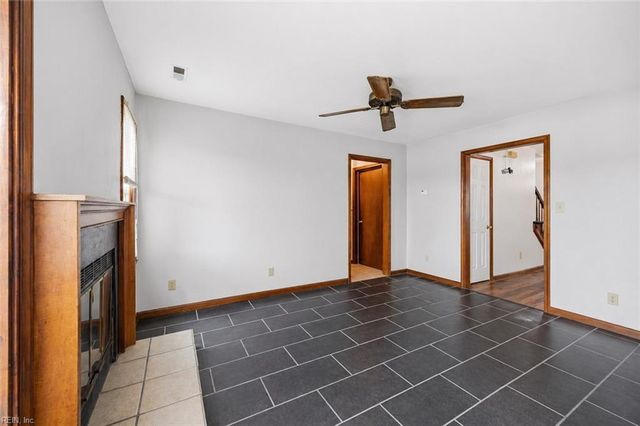 1873 Haviland DR, Virginia Beach, VA 23454