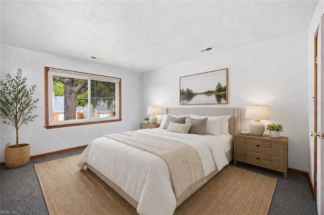 1873 Haviland DR, Virginia Beach, VA 23454