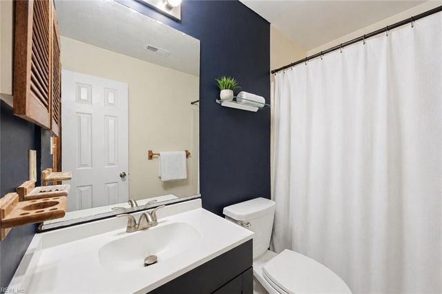 1873 Haviland DR, Virginia Beach, VA 23454