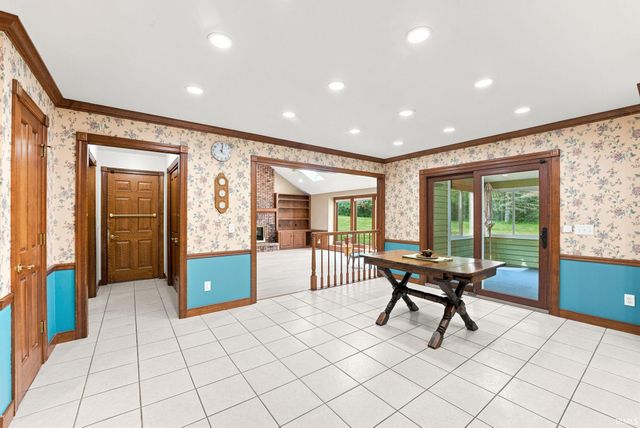 6409 Post Road, Fort Wayne, IN 46814