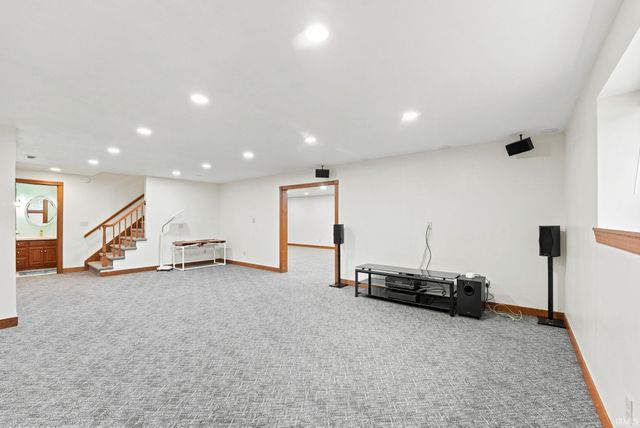 6409 Post Road, Fort Wayne, IN 46814