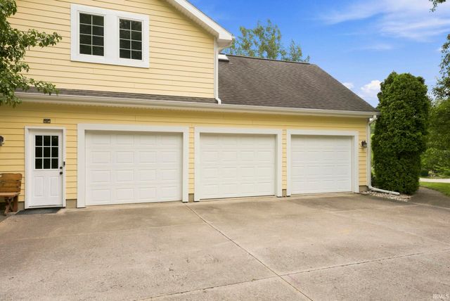 6409 Post Road, Fort Wayne, IN 46814