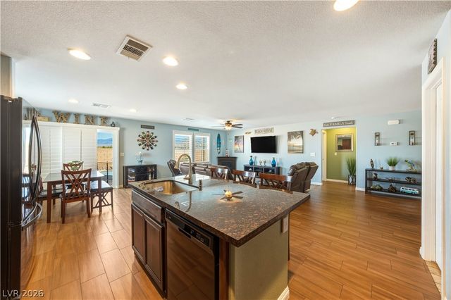 3940 East Gunnison Avenue, Pahrump, NV 89061