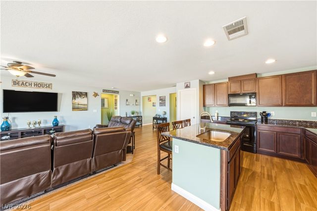 3940 East Gunnison Avenue, Pahrump, NV 89061