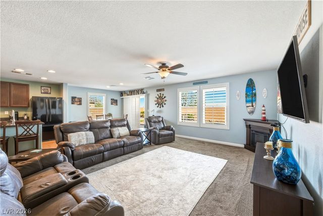 3940 East Gunnison Avenue, Pahrump, NV 89061