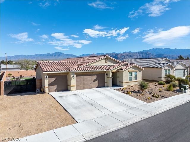 3940 East Gunnison Avenue, Pahrump, NV 89061