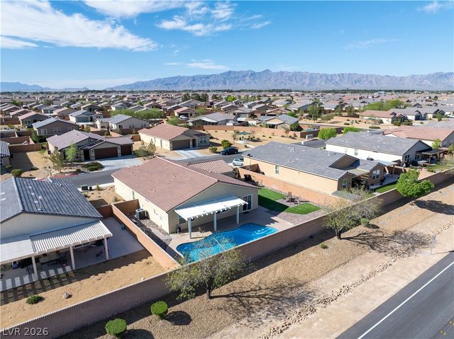 3940 East Gunnison Avenue, Pahrump, NV 89061