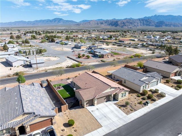 3940 East Gunnison Avenue, Pahrump, NV 89061