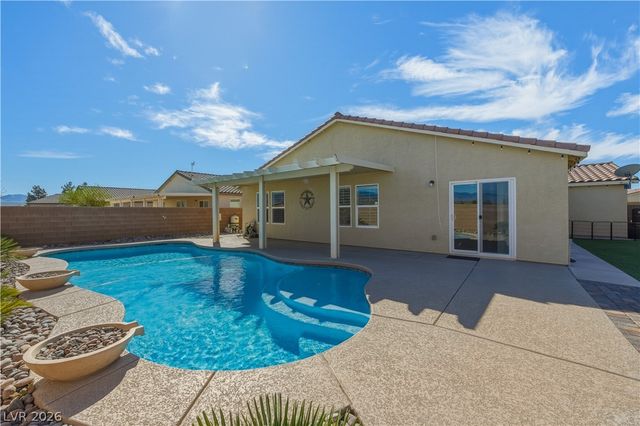 3940 East Gunnison Avenue, Pahrump, NV 89061
