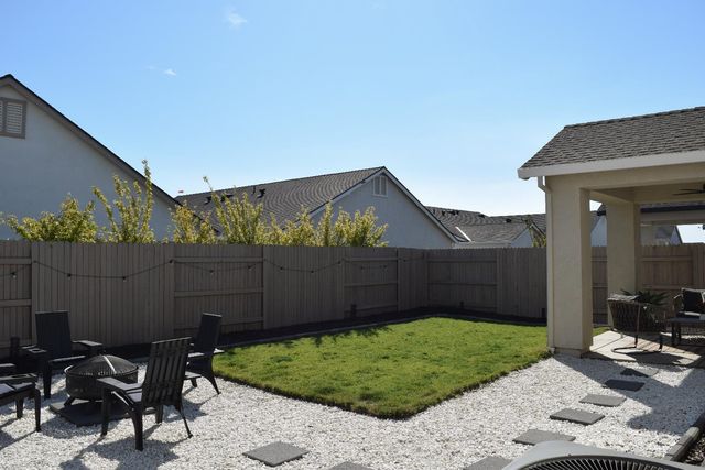 2064 Longmire Loop, Roseville, CA 95747